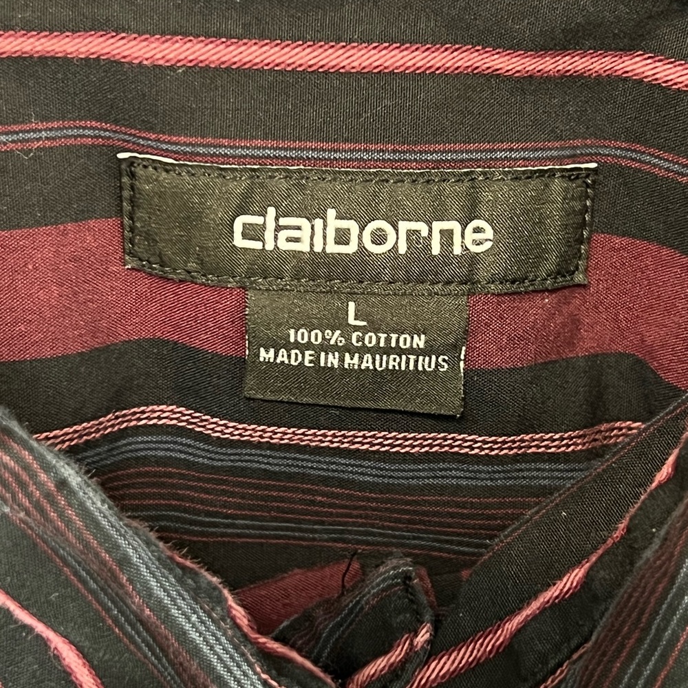 Claiborne large button down - Picture 10 of 12